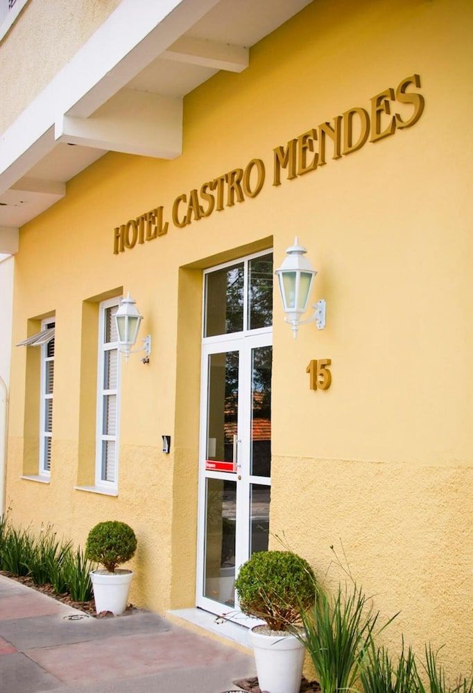 Gebäude