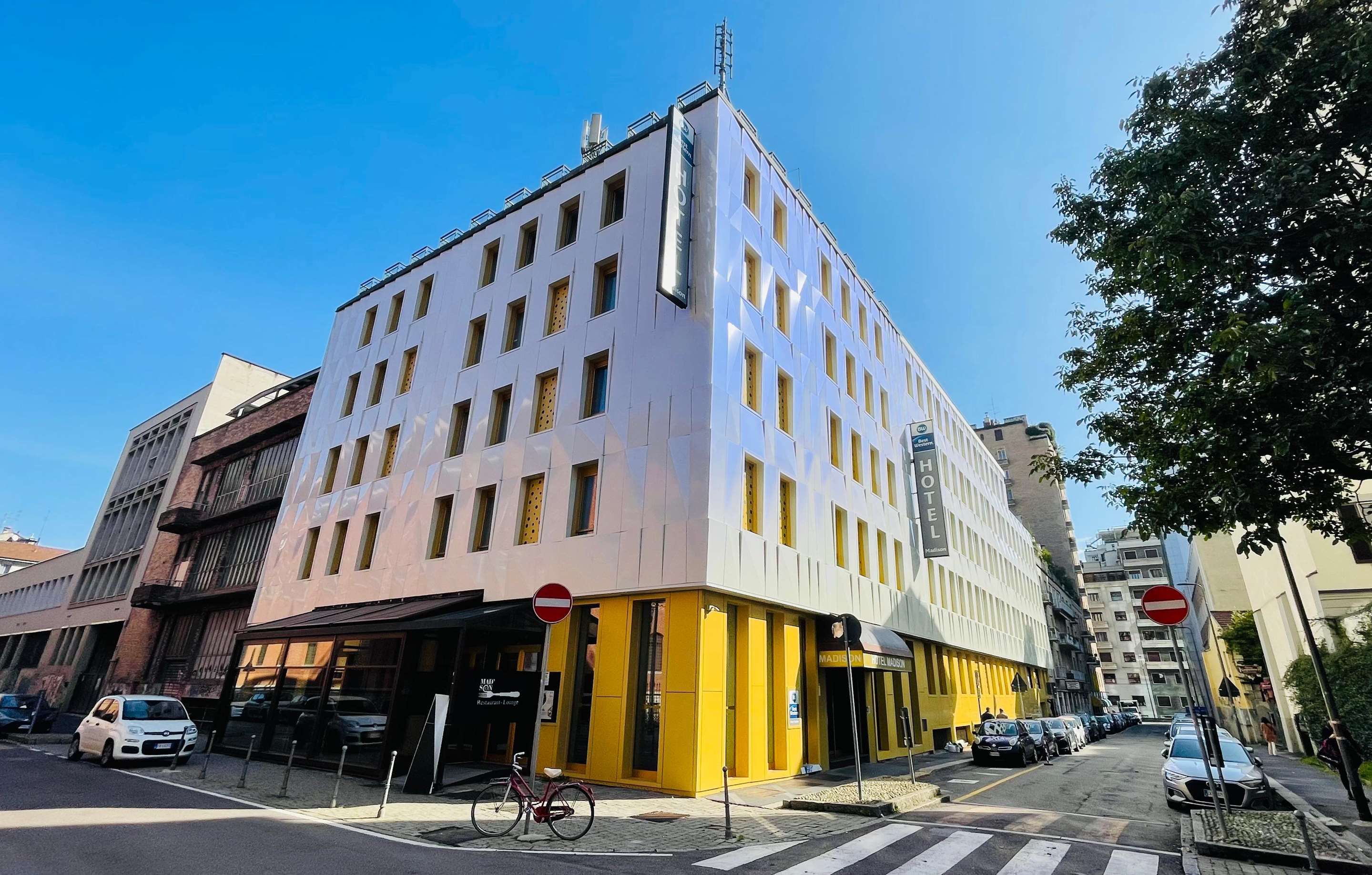 Gebäude