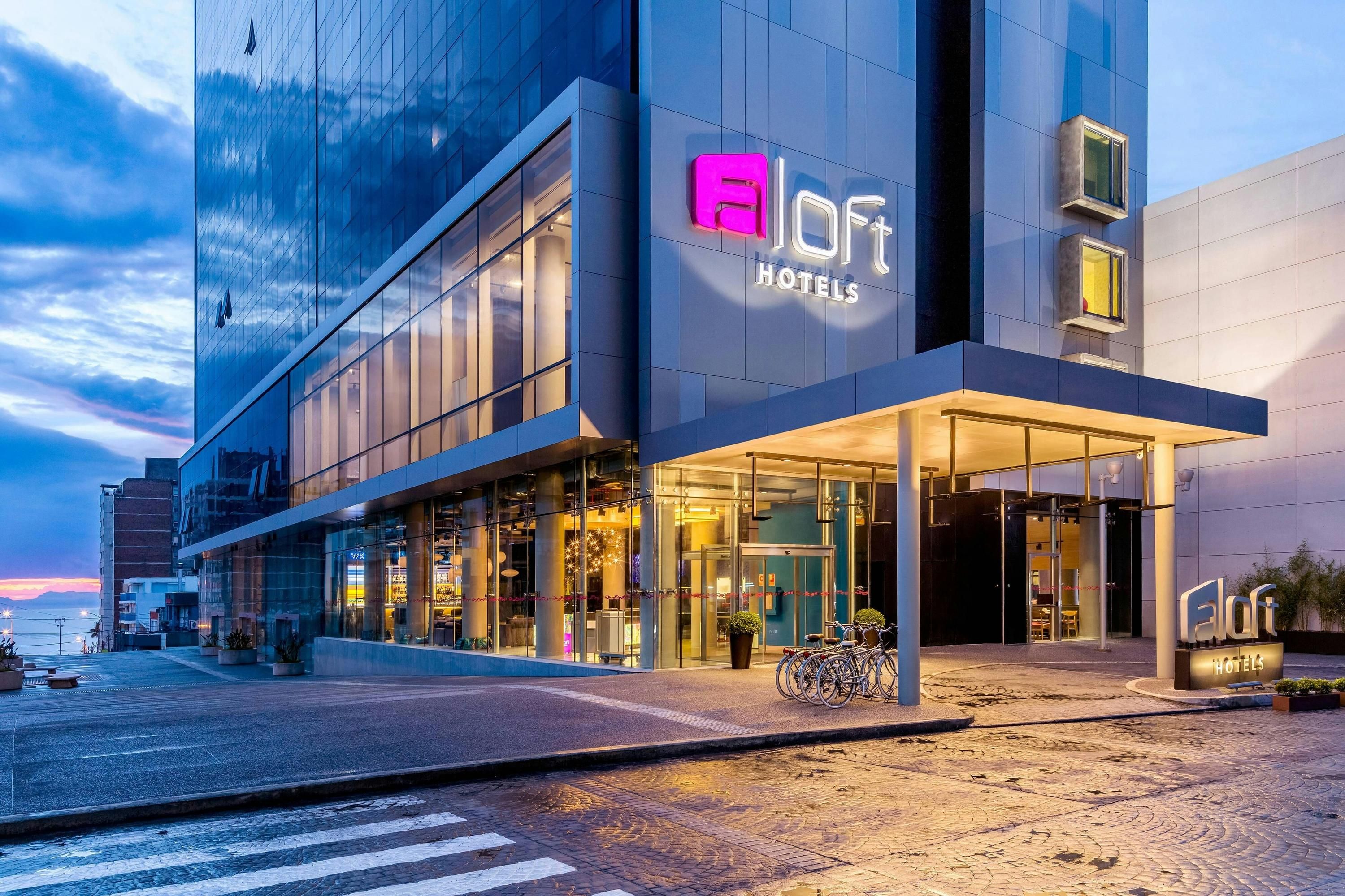 Gebäude