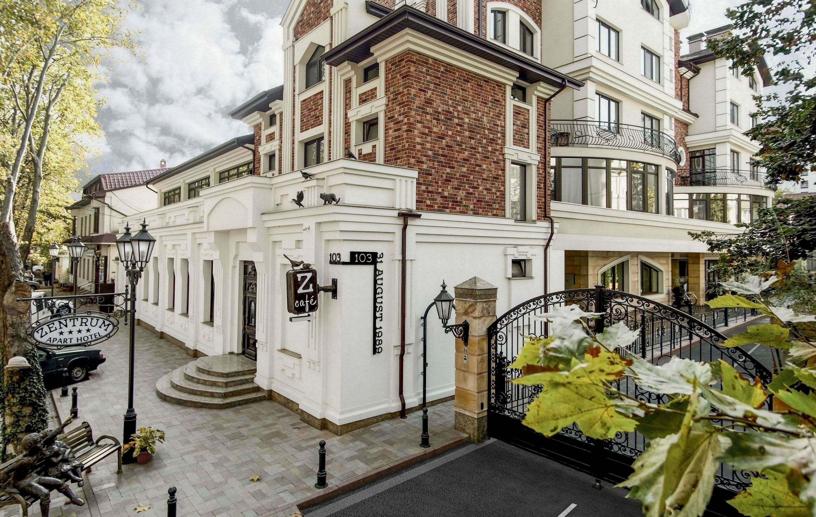 Gebäude