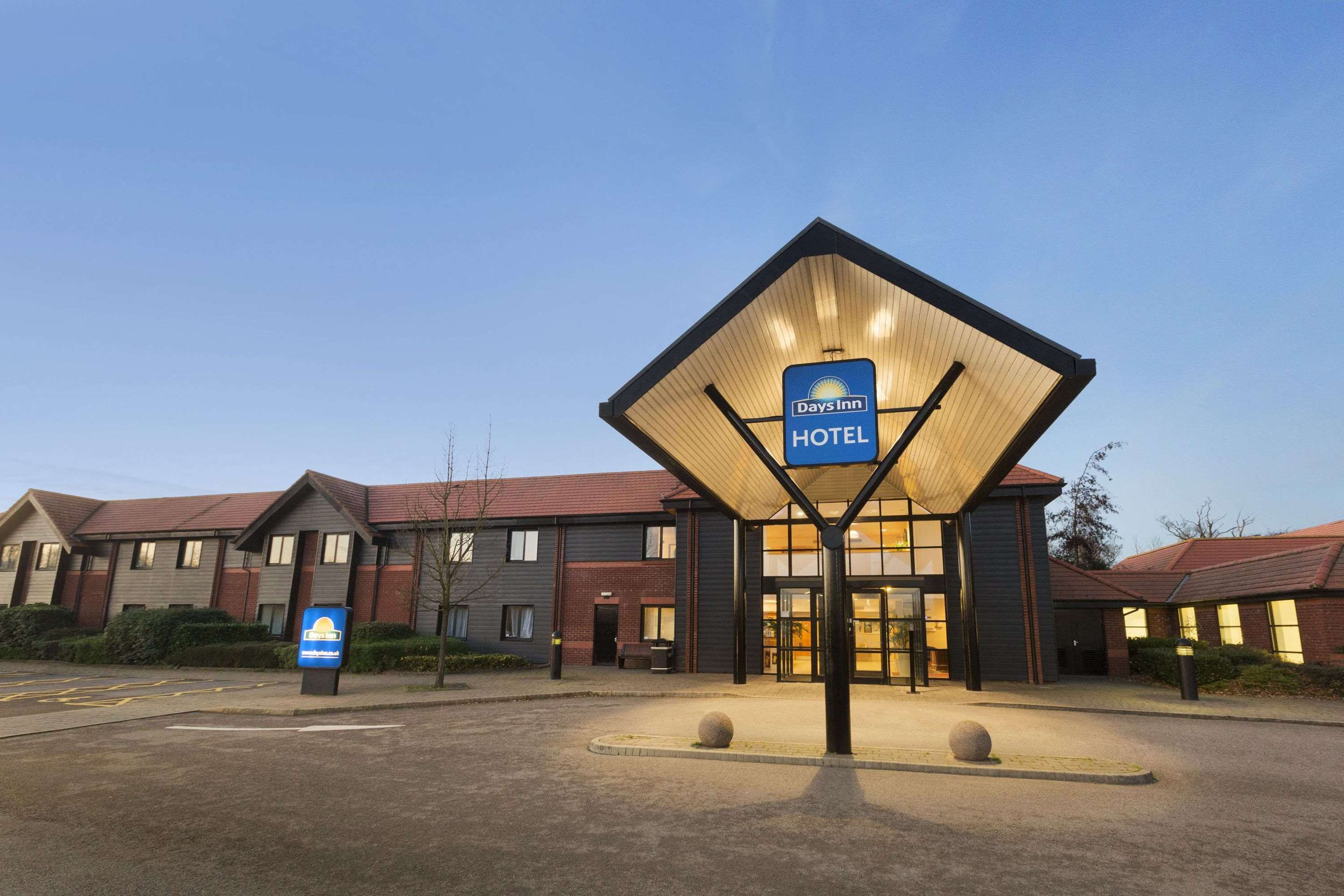 Gebäude
