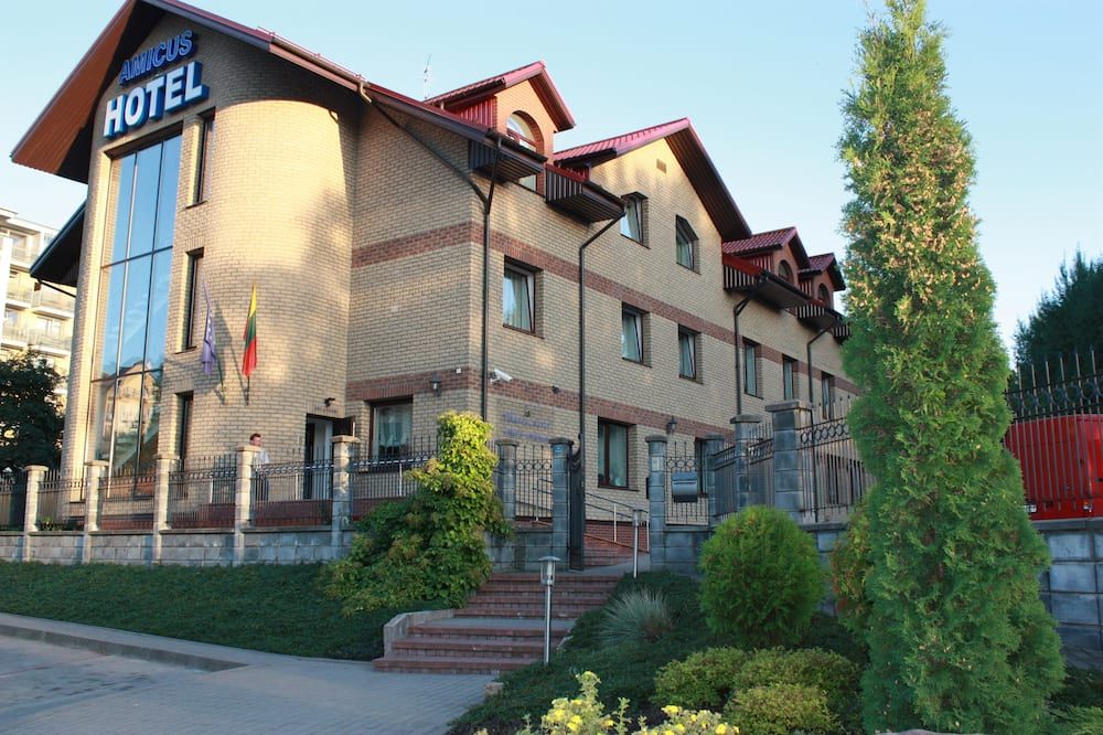 Gebäude