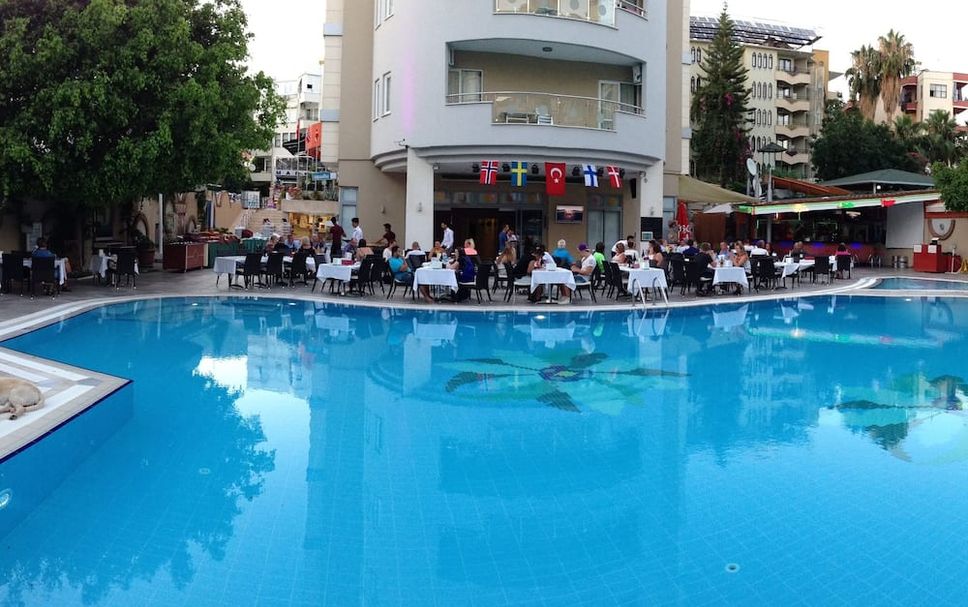 Pool Foto