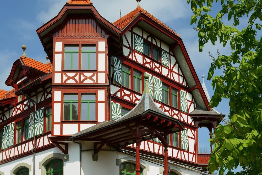Gebäude