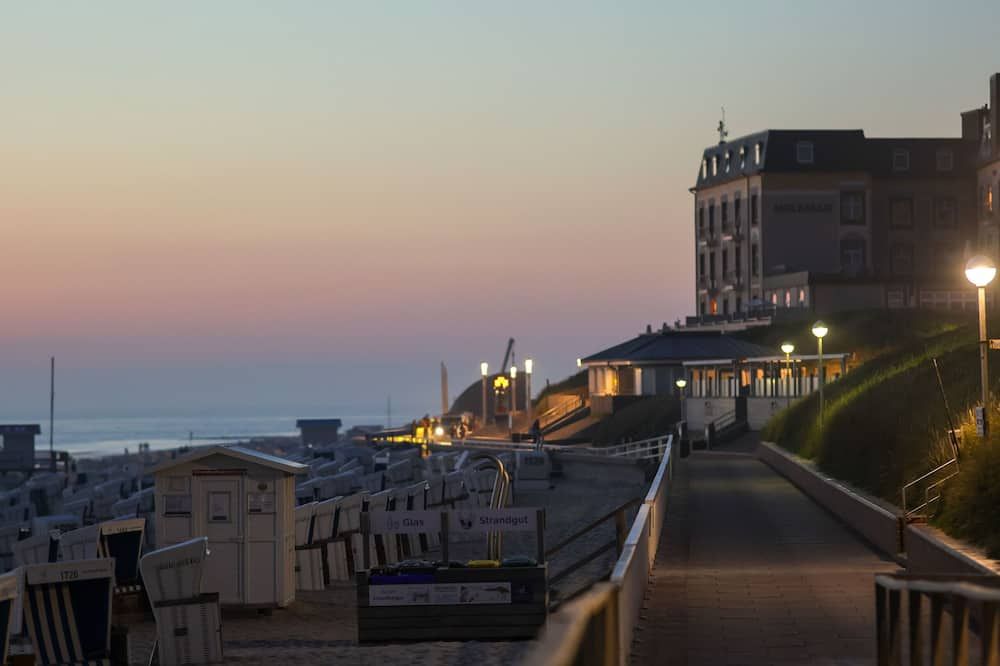 Strand