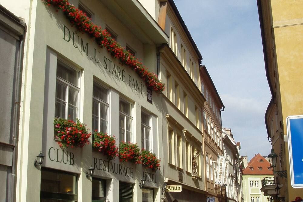 Gebäude