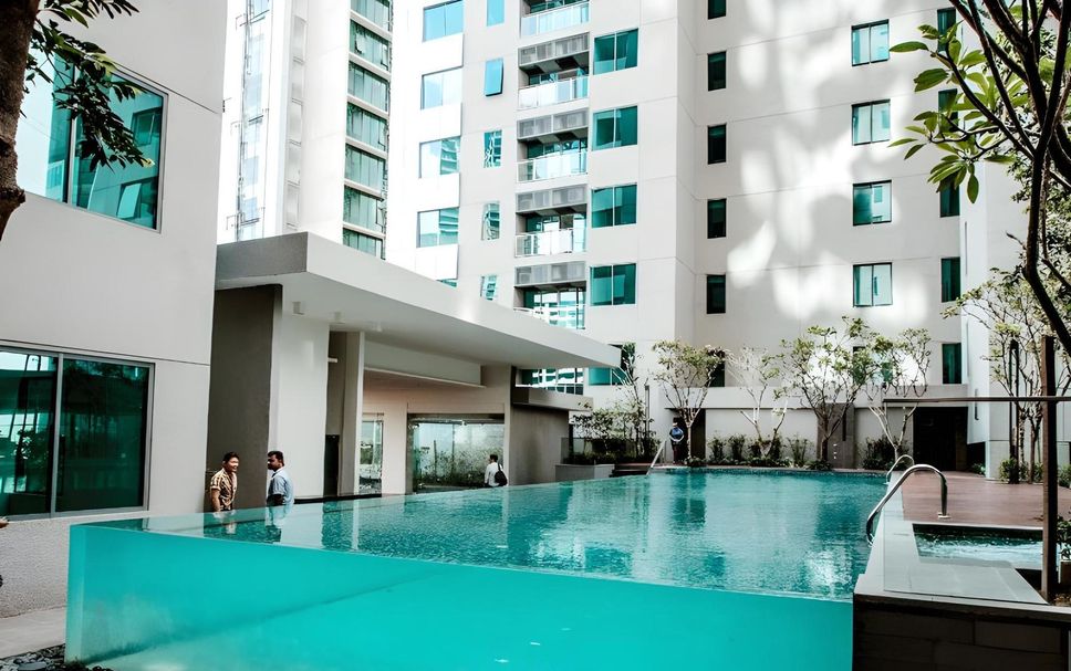 Pool Foto