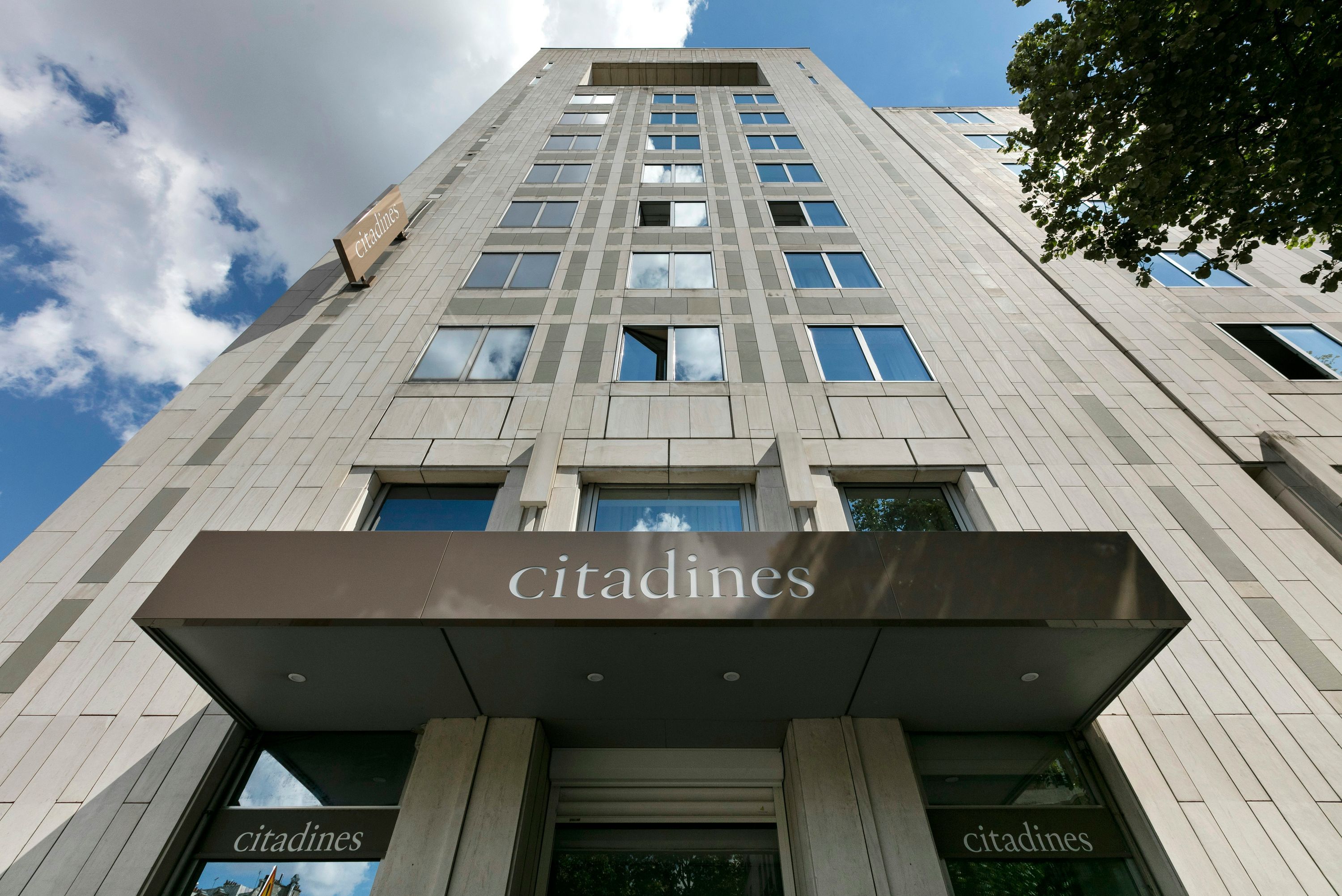 Gebäude