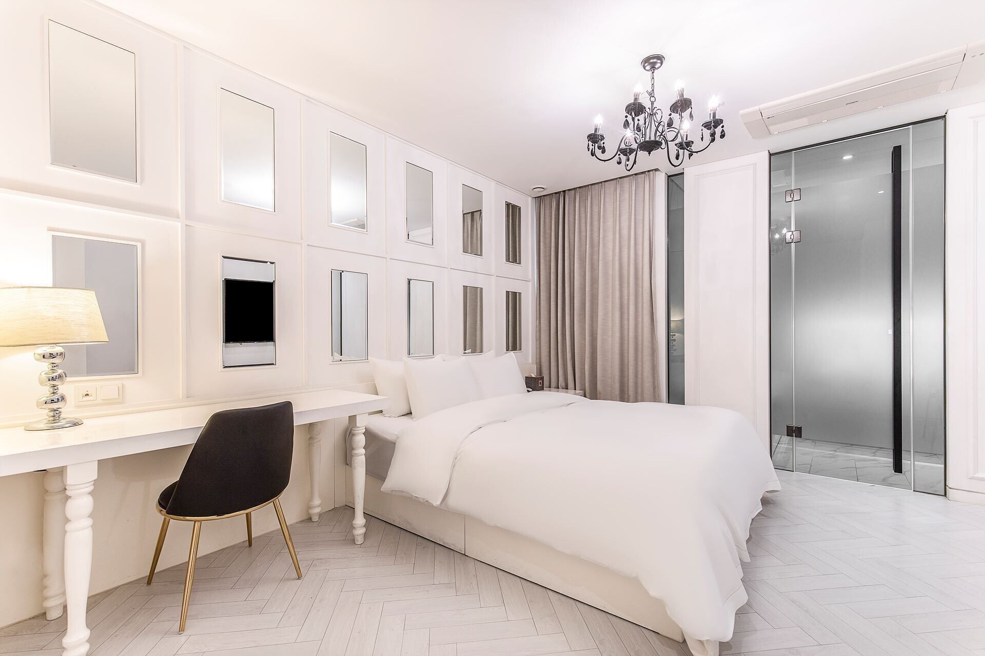 Schlafzimmer
