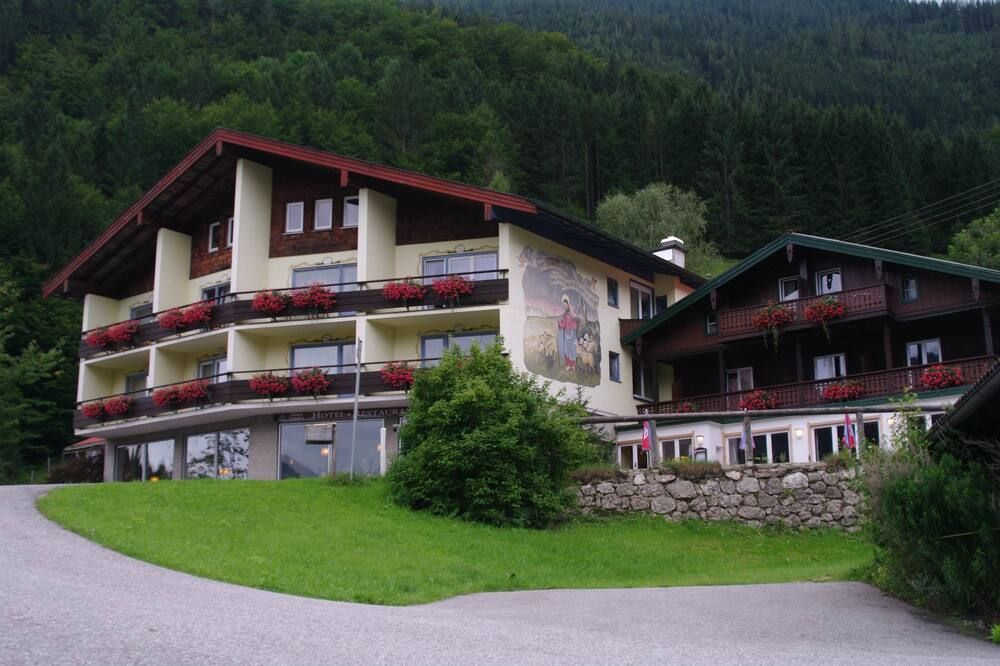 Gebäude