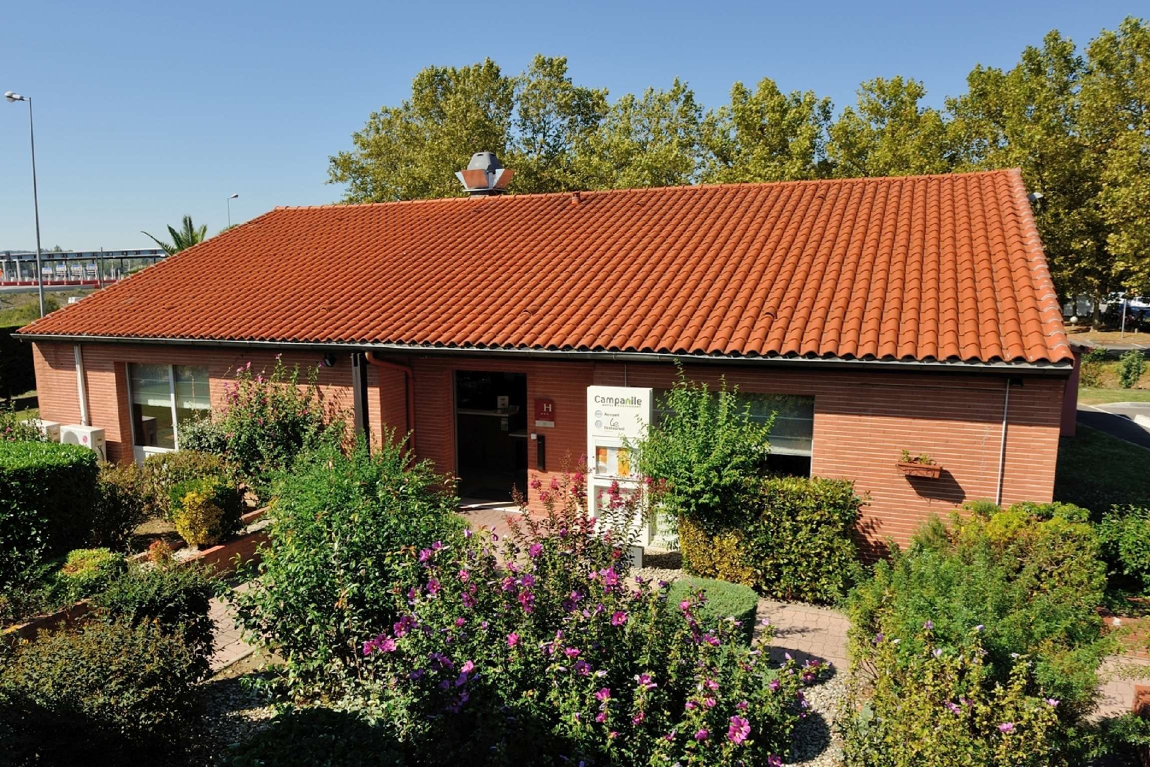 Gebäude