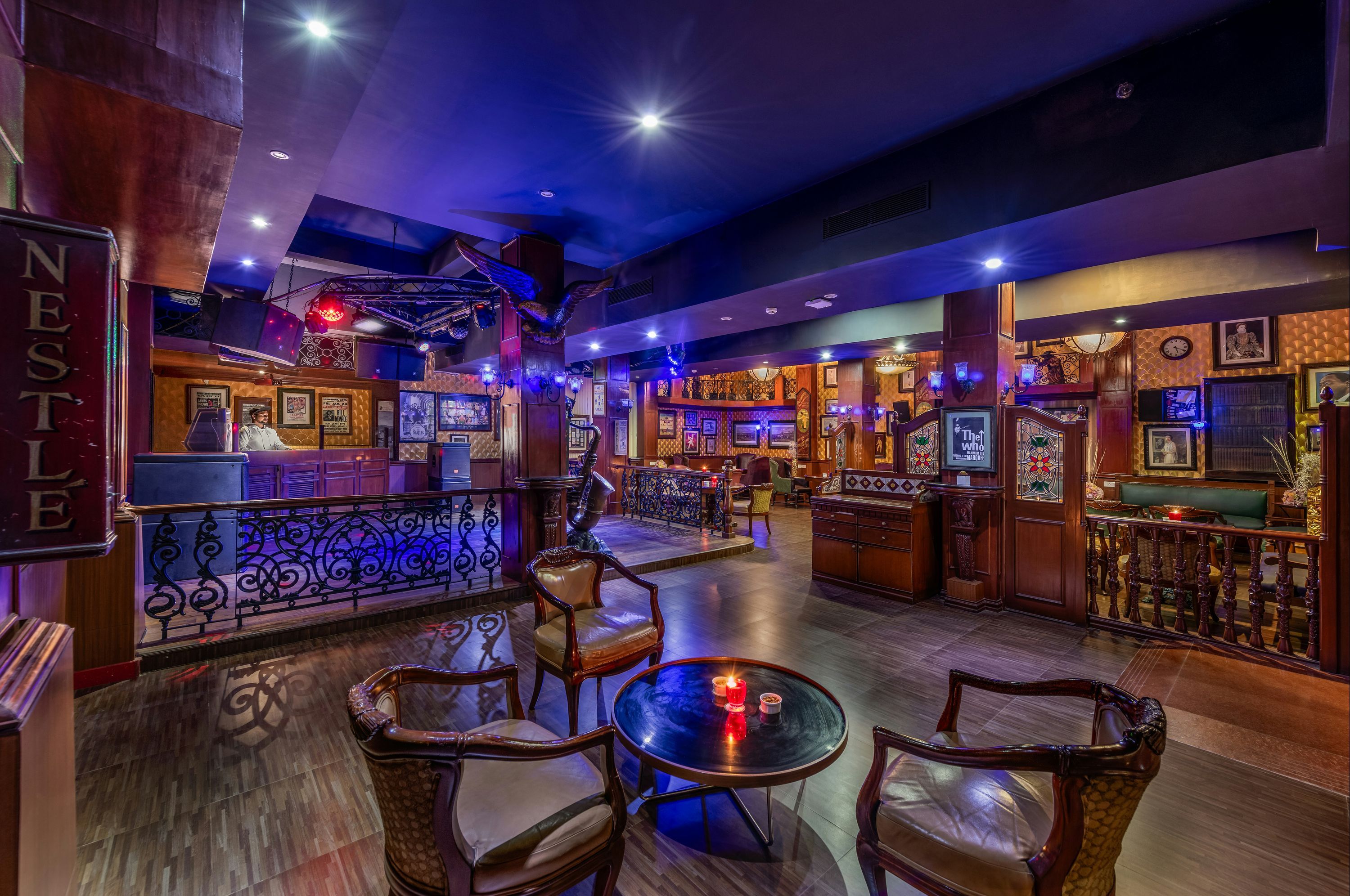 Bar