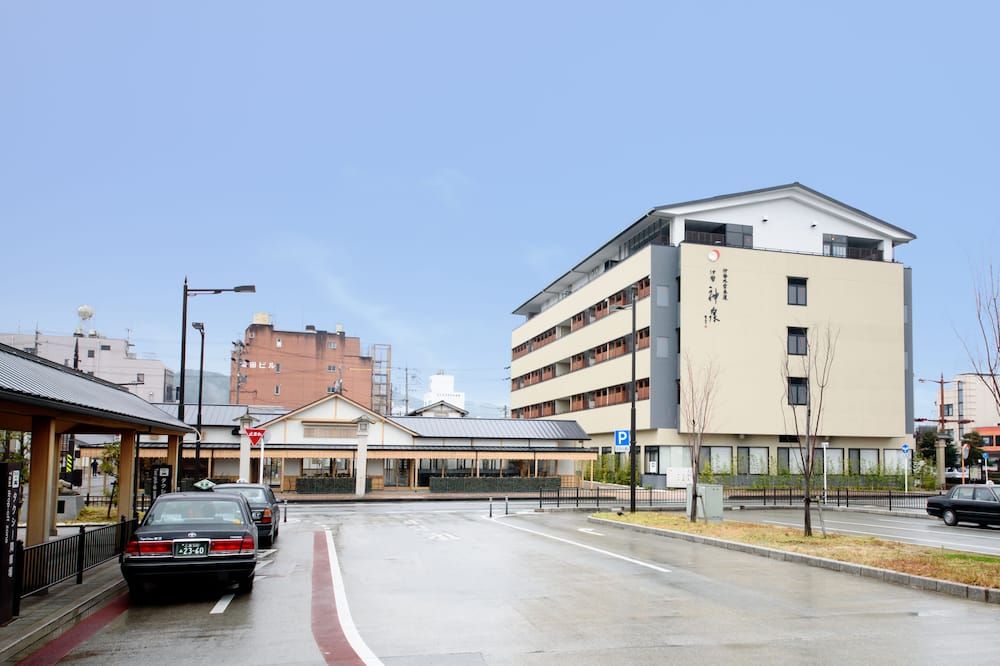 Gebäude