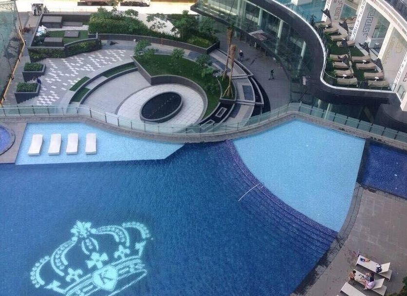 Pool Foto