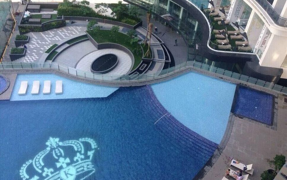 Pool Foto