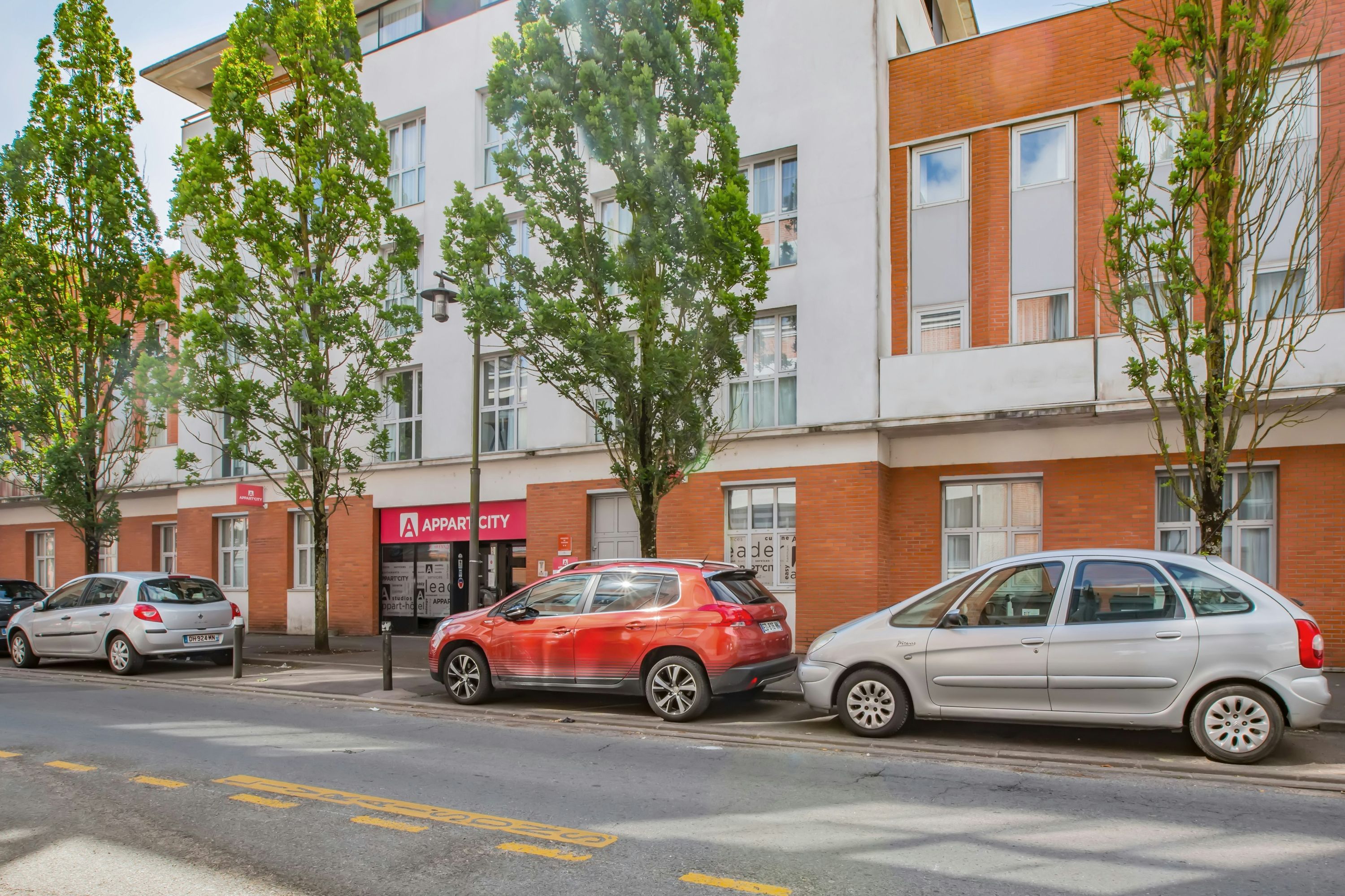 Gebäude