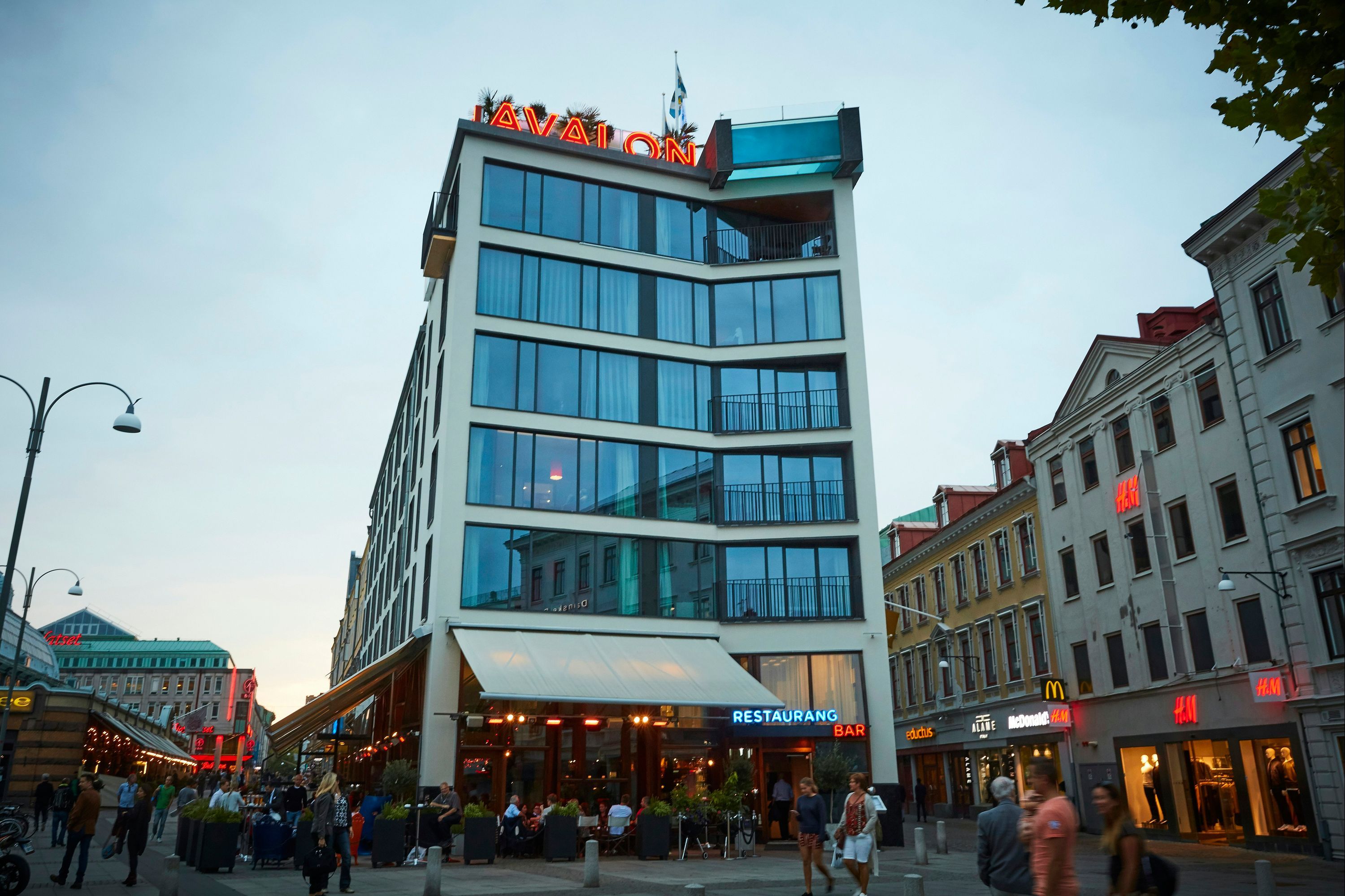 Gebäude