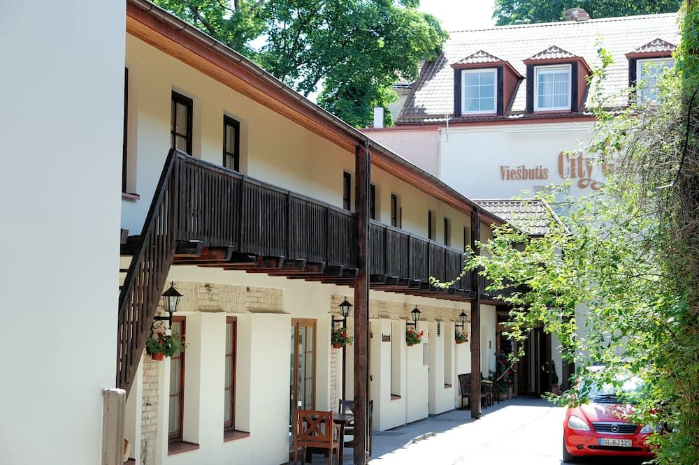 Gebäude