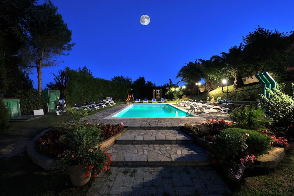 Pool Foto