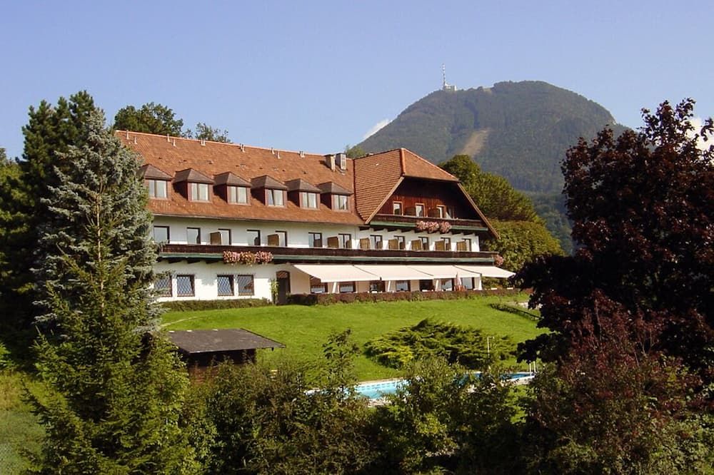 Gebäude