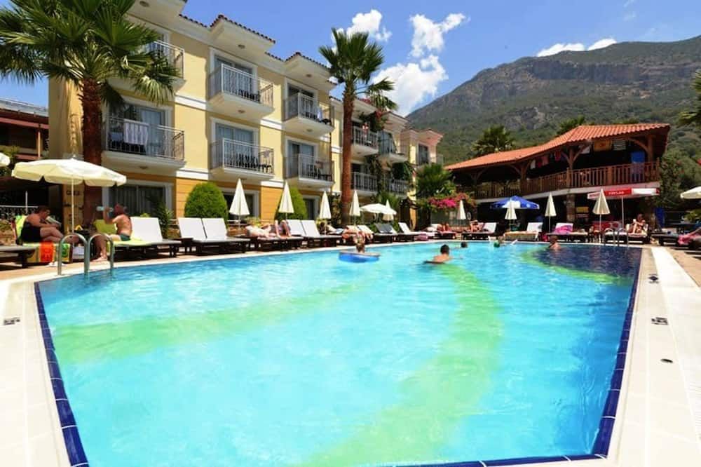 Pool Foto