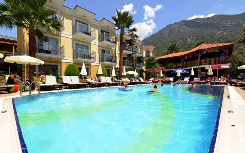 Pool Foto