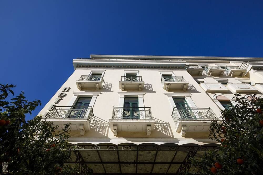 Gebäude