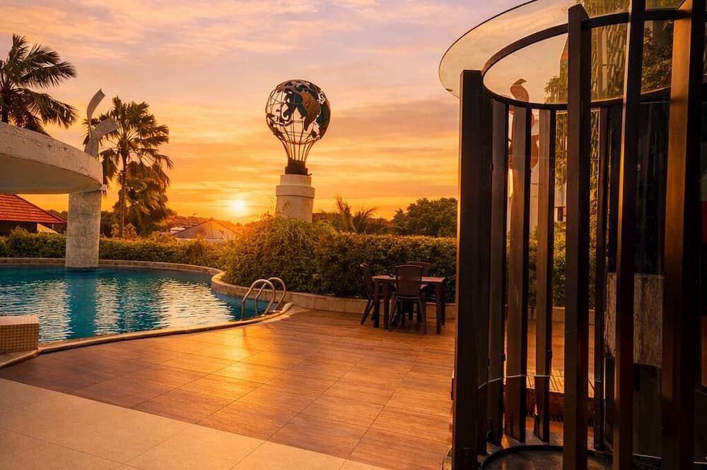 Pool Foto