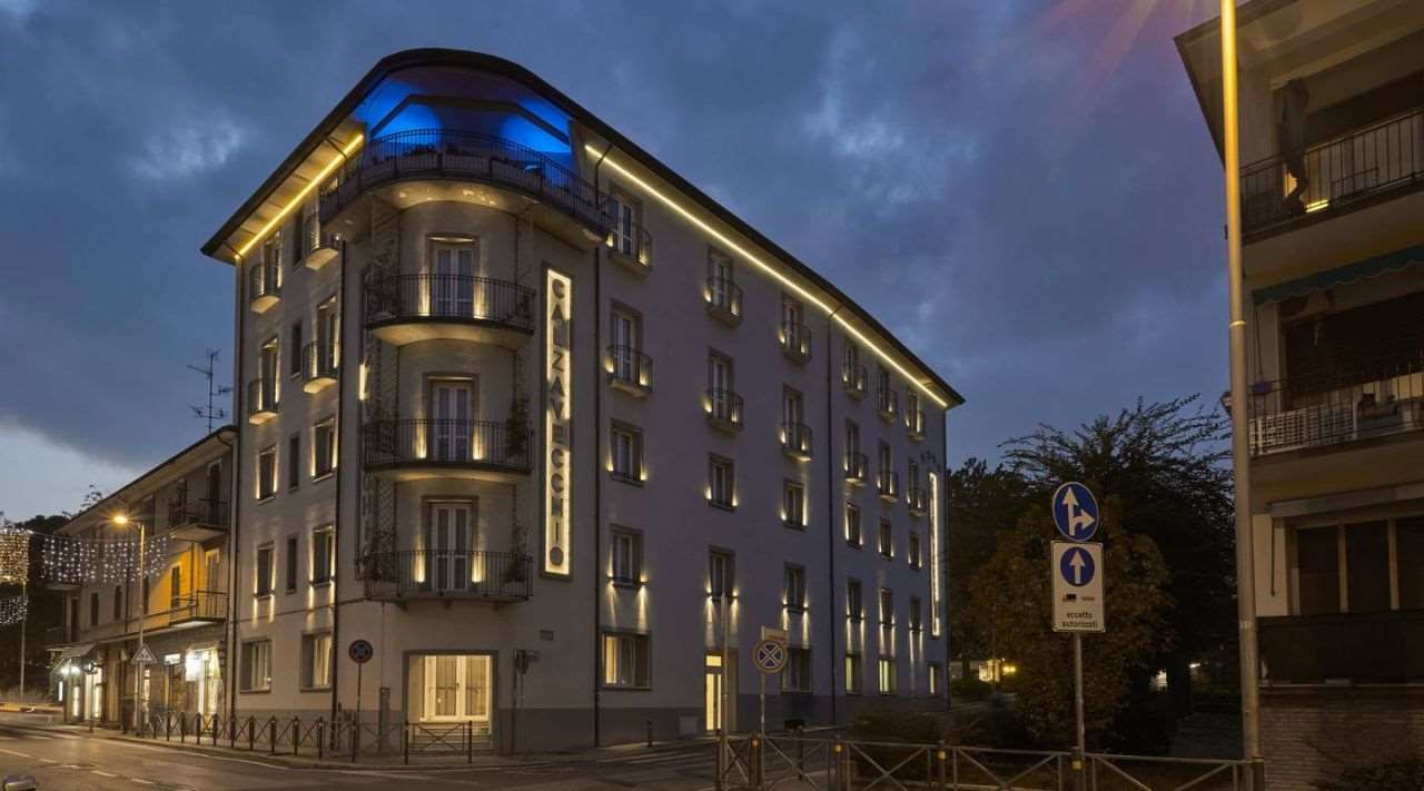 Gebäude