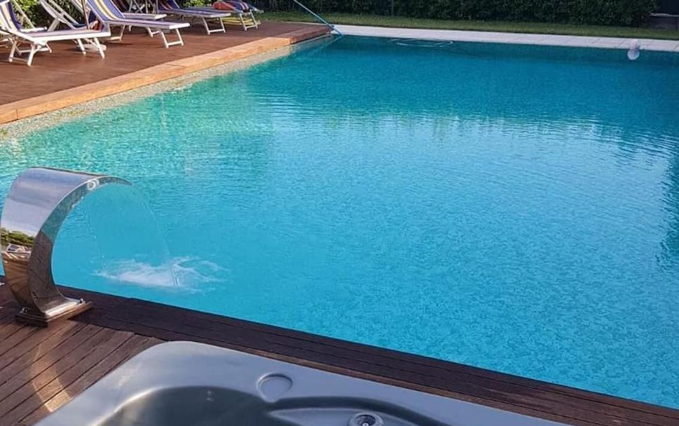 Pool Foto