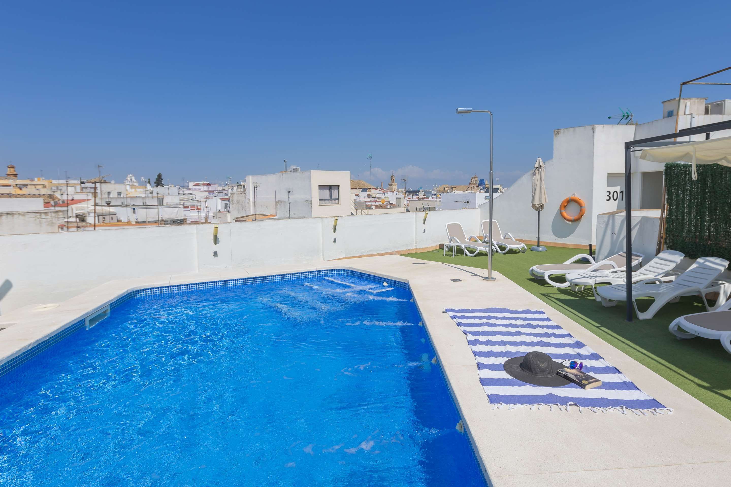 Pool Foto