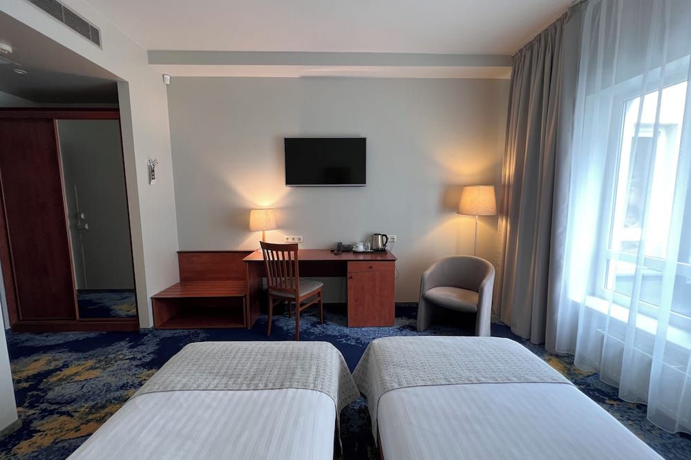 Sonstige