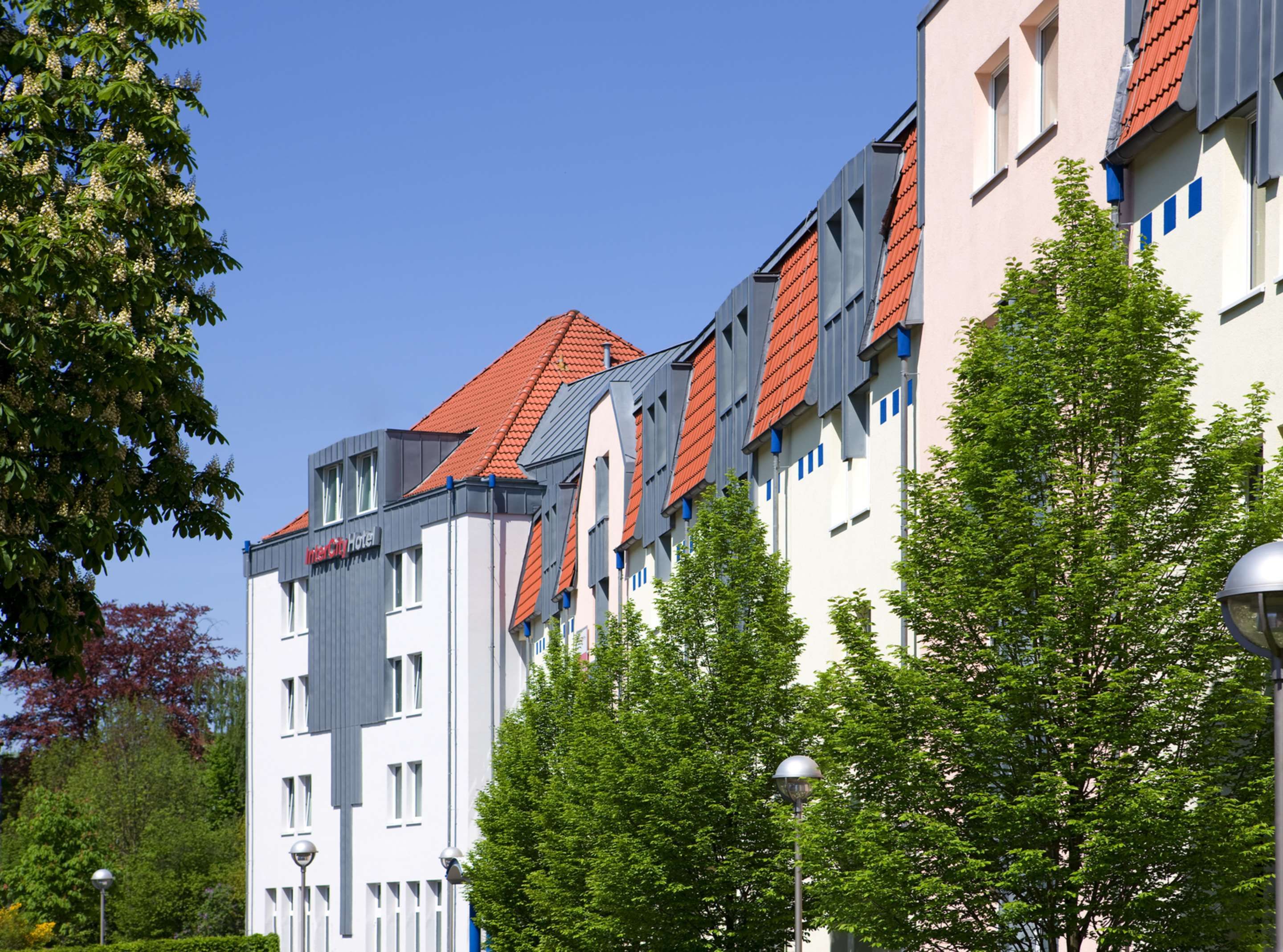Gebäude