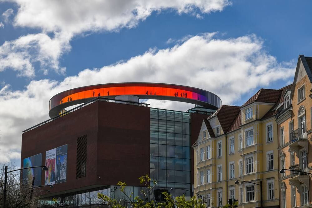 Gebäude
