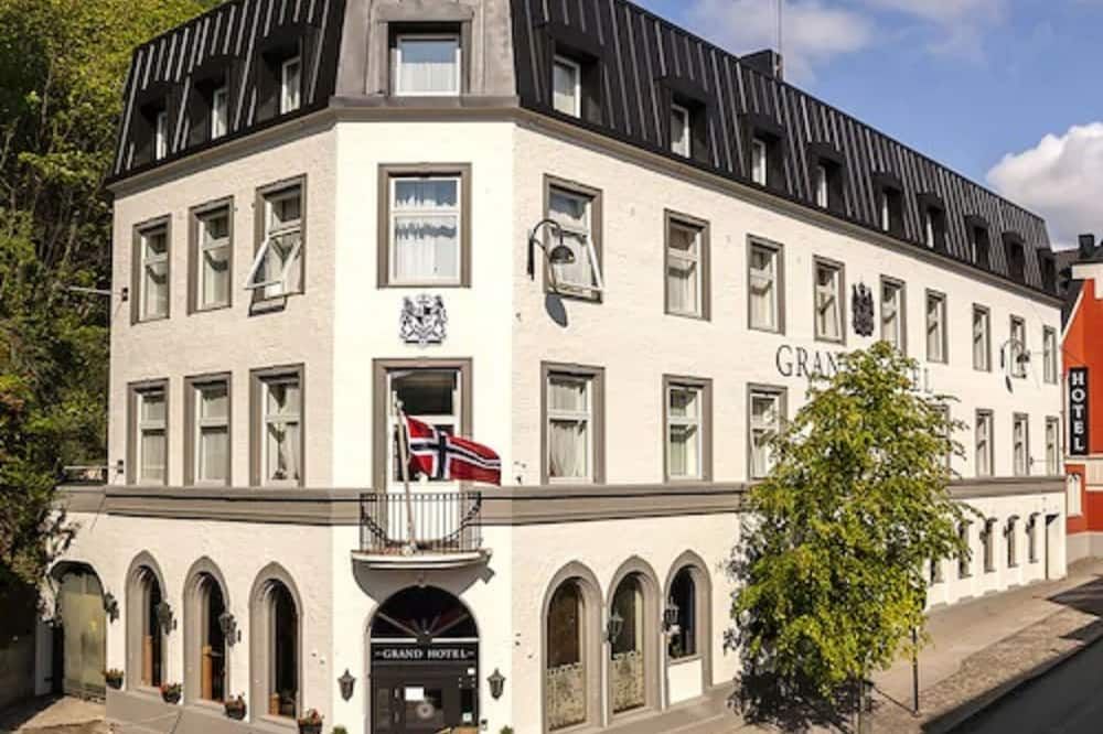 Gebäude