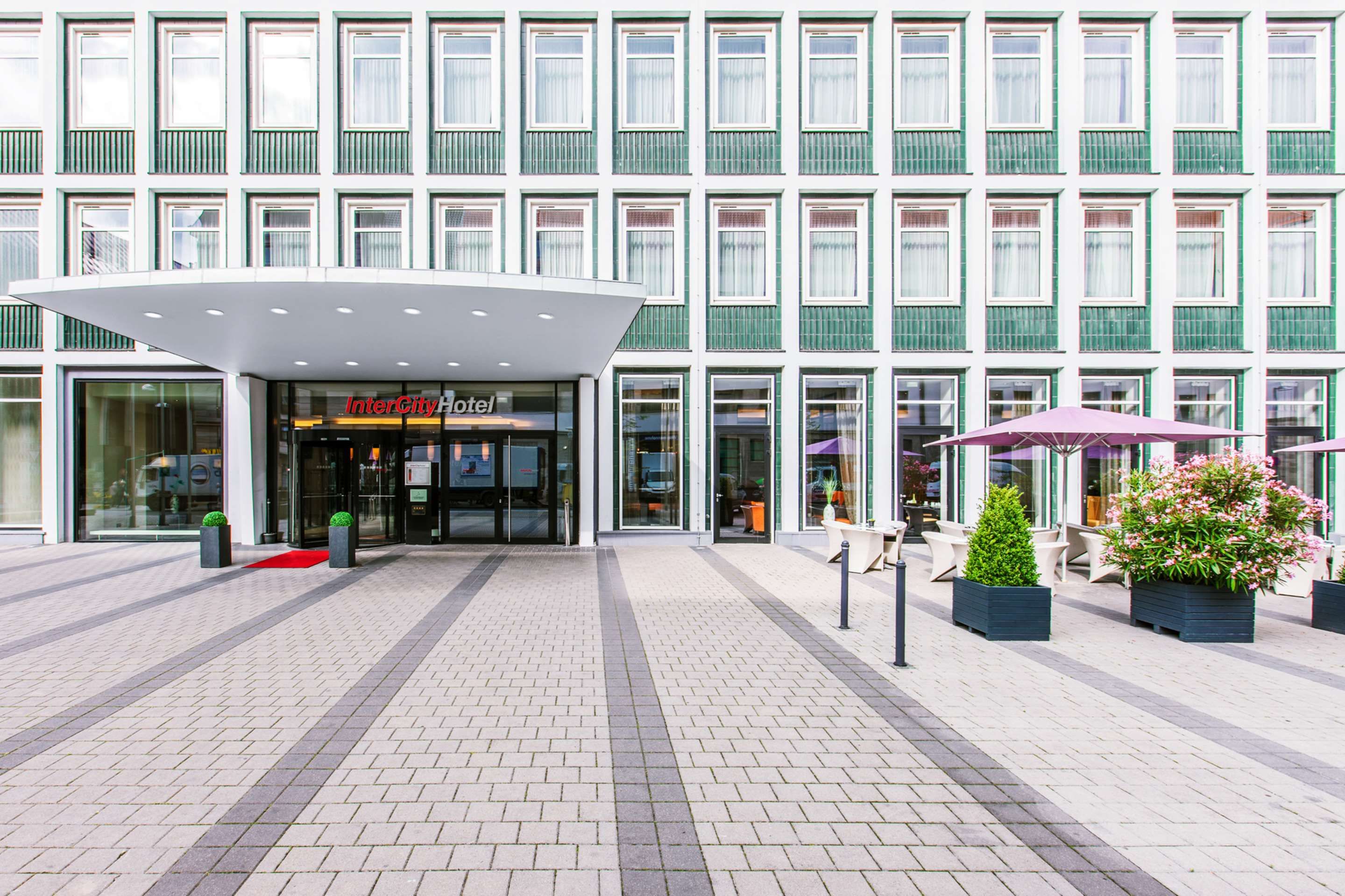 Gebäude