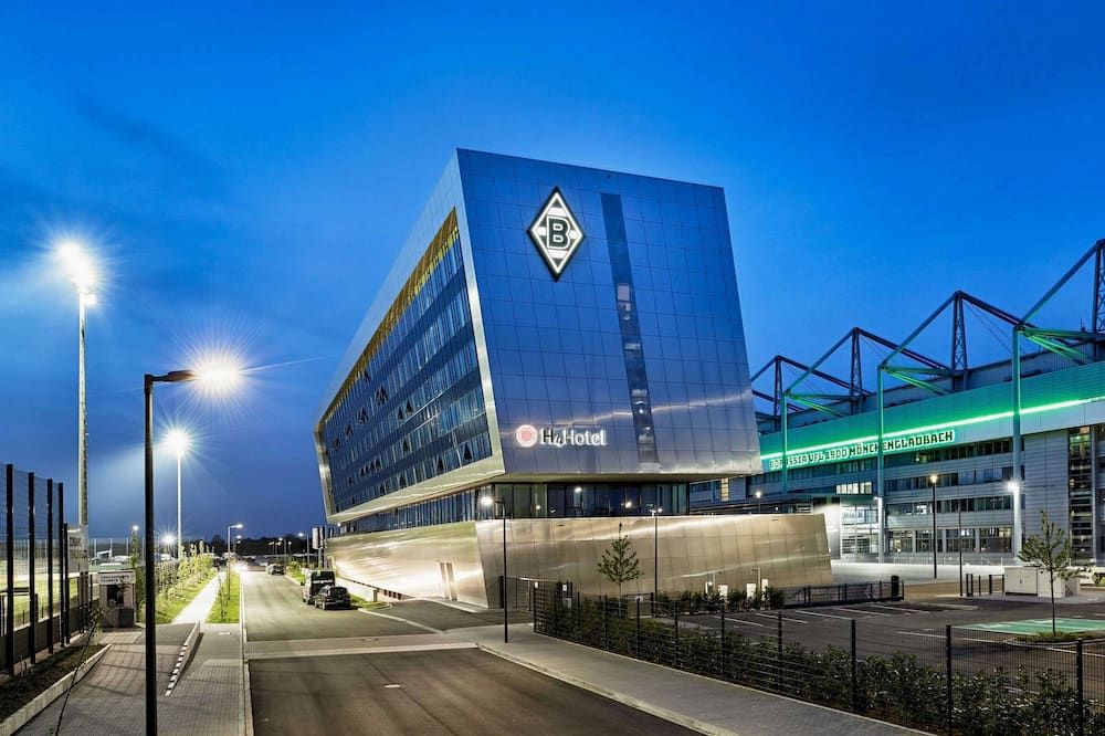 Gebäude
