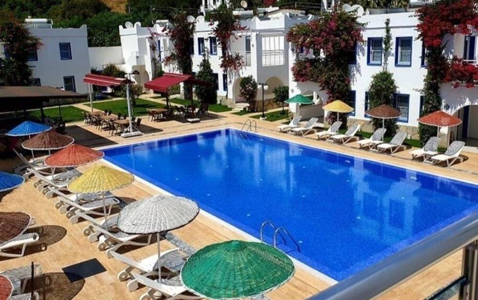 Pool Foto