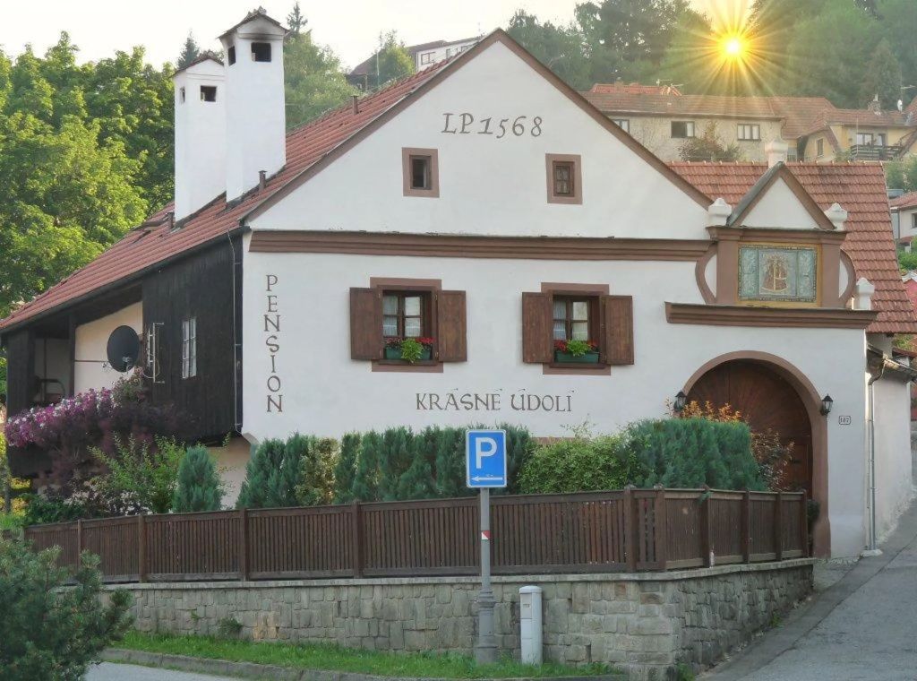 Sonstige