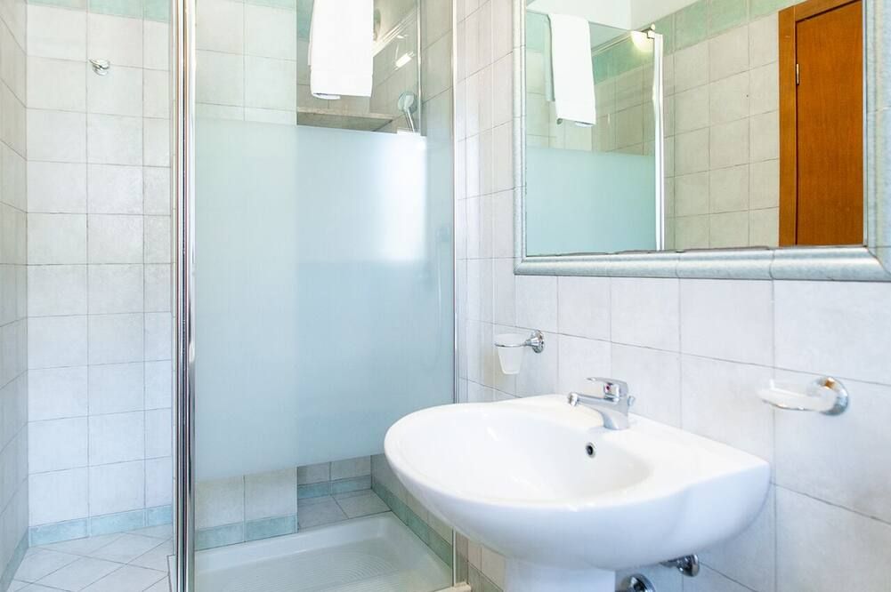 Sonstige