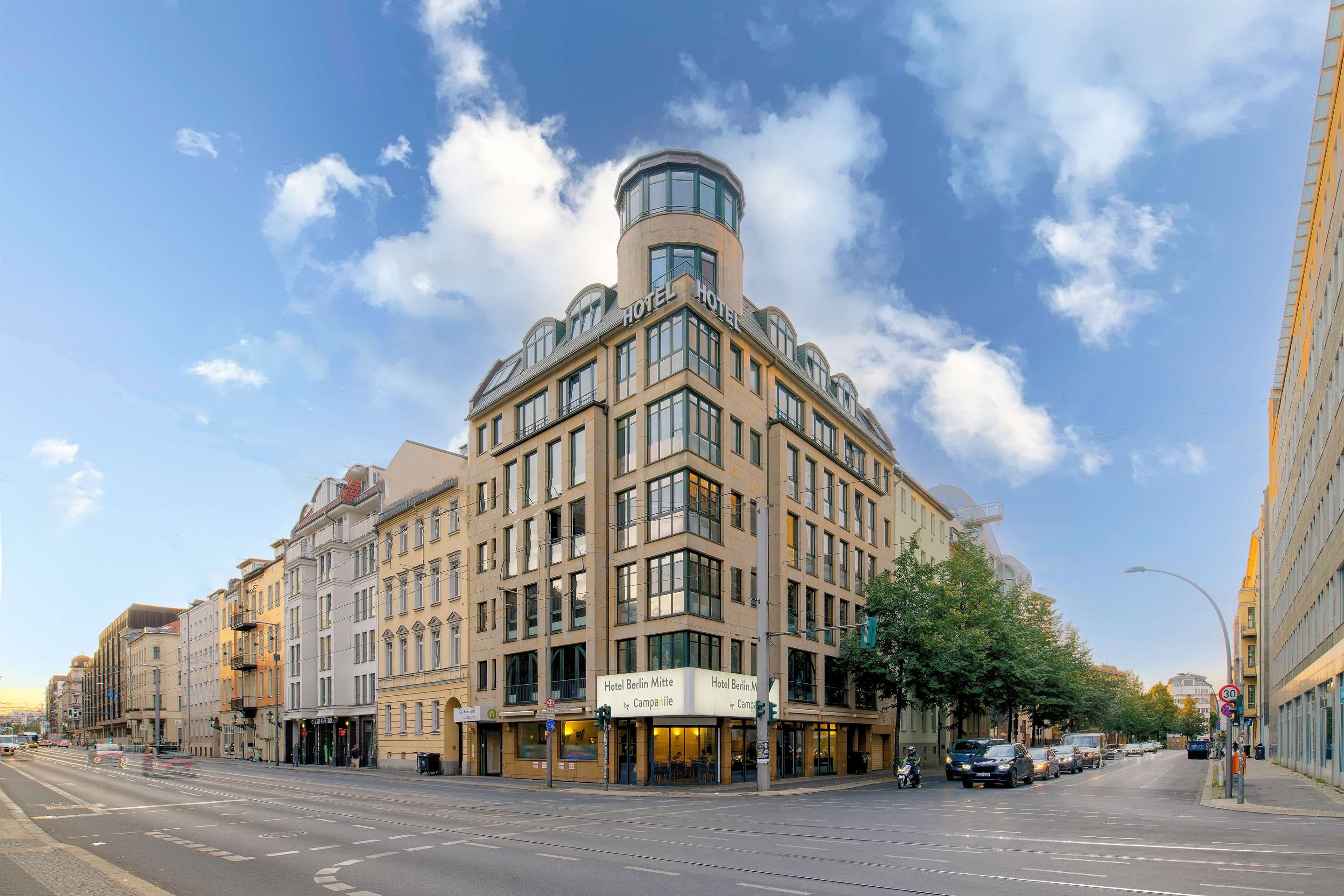 Gebäude