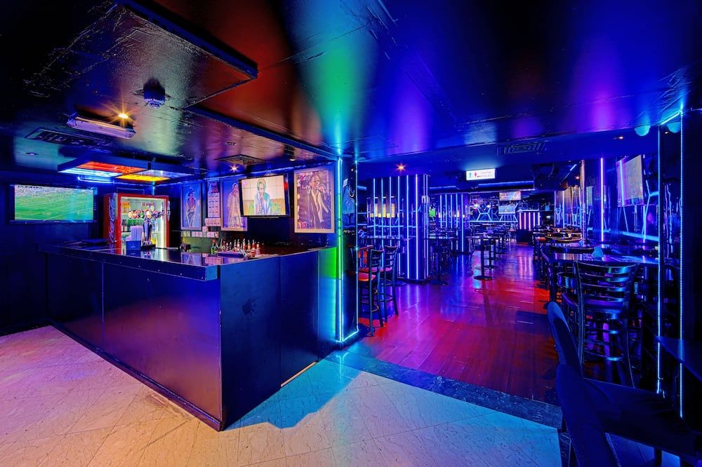 Bar