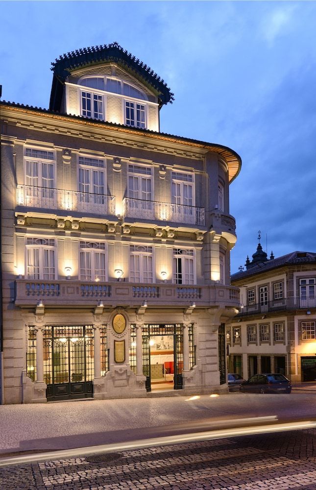 Gebäude