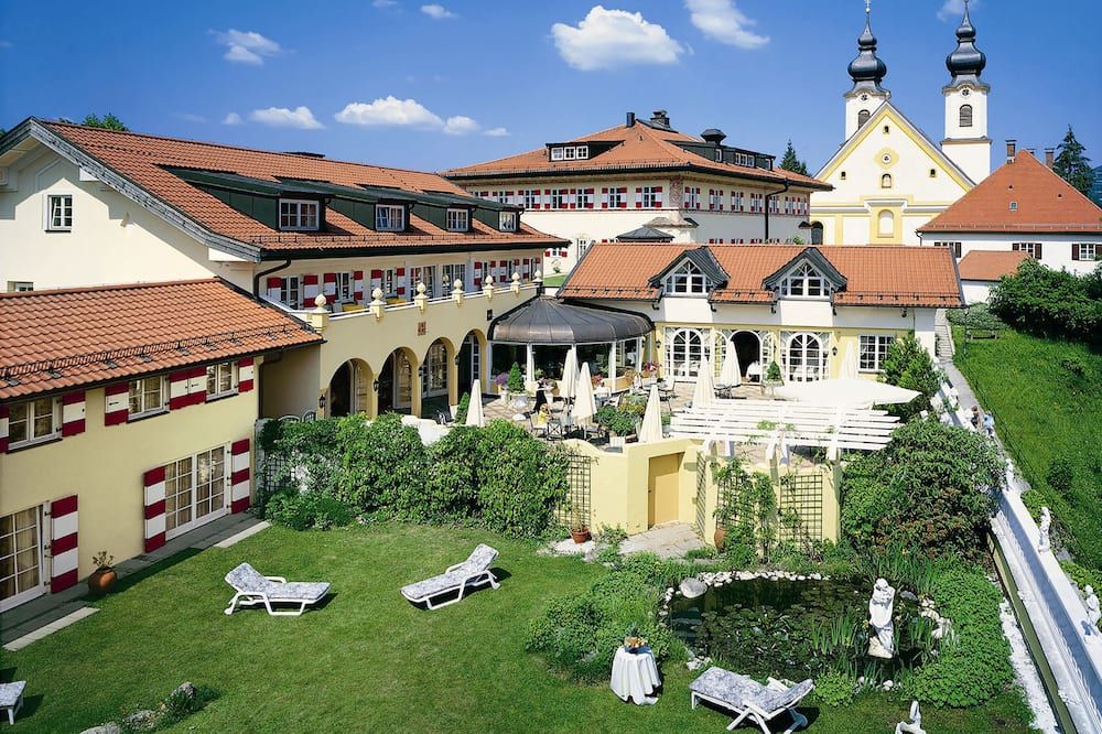 Gebäude