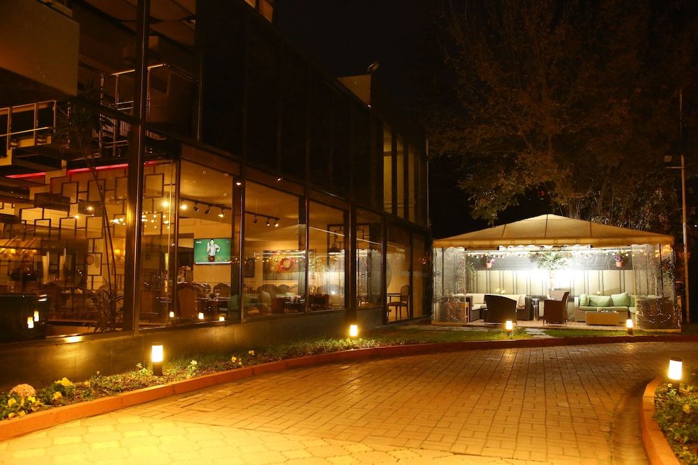 Gebäude