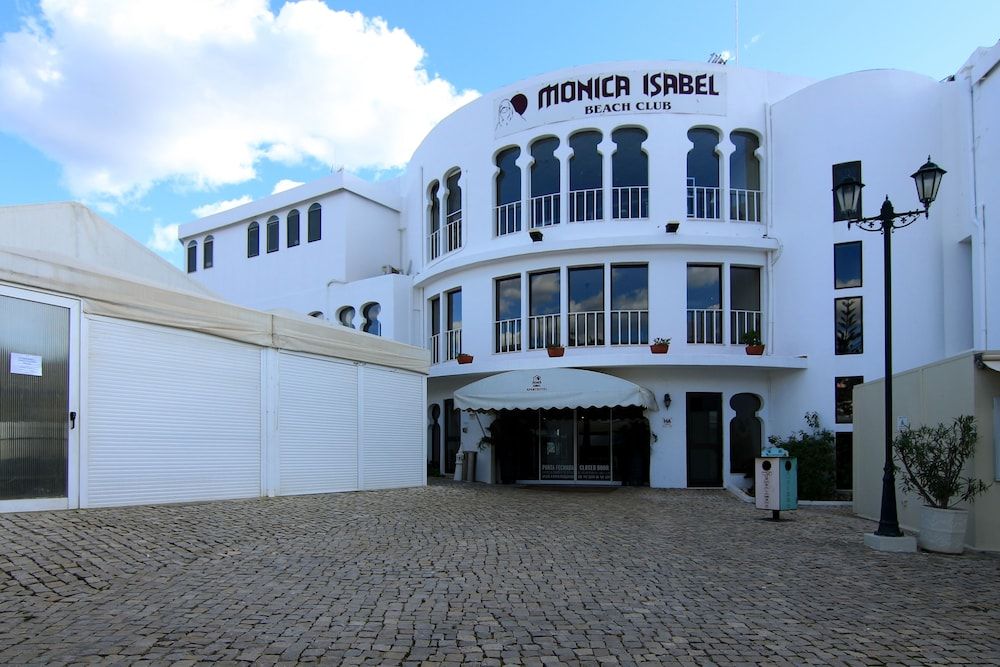Gebäude