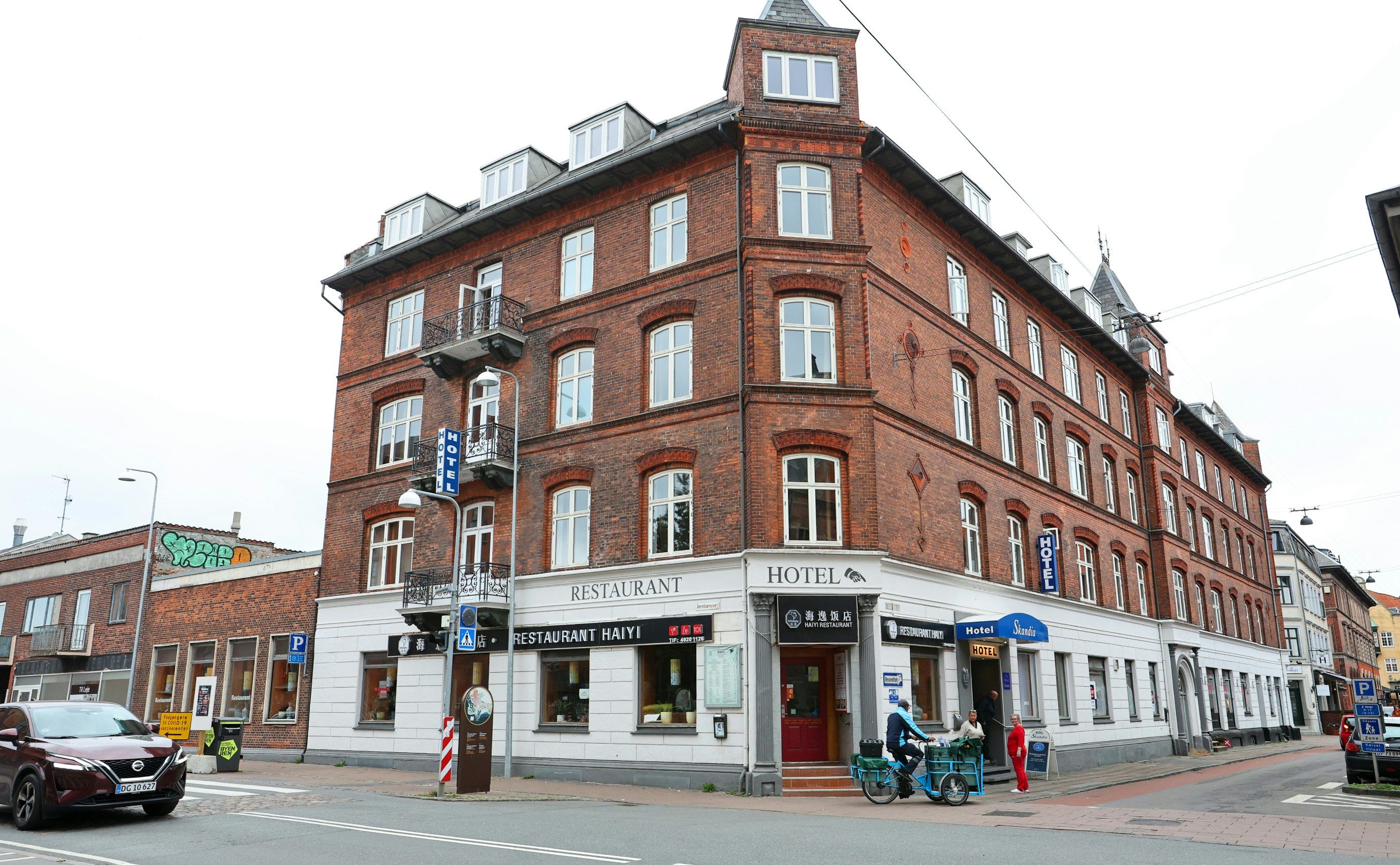Gebäude