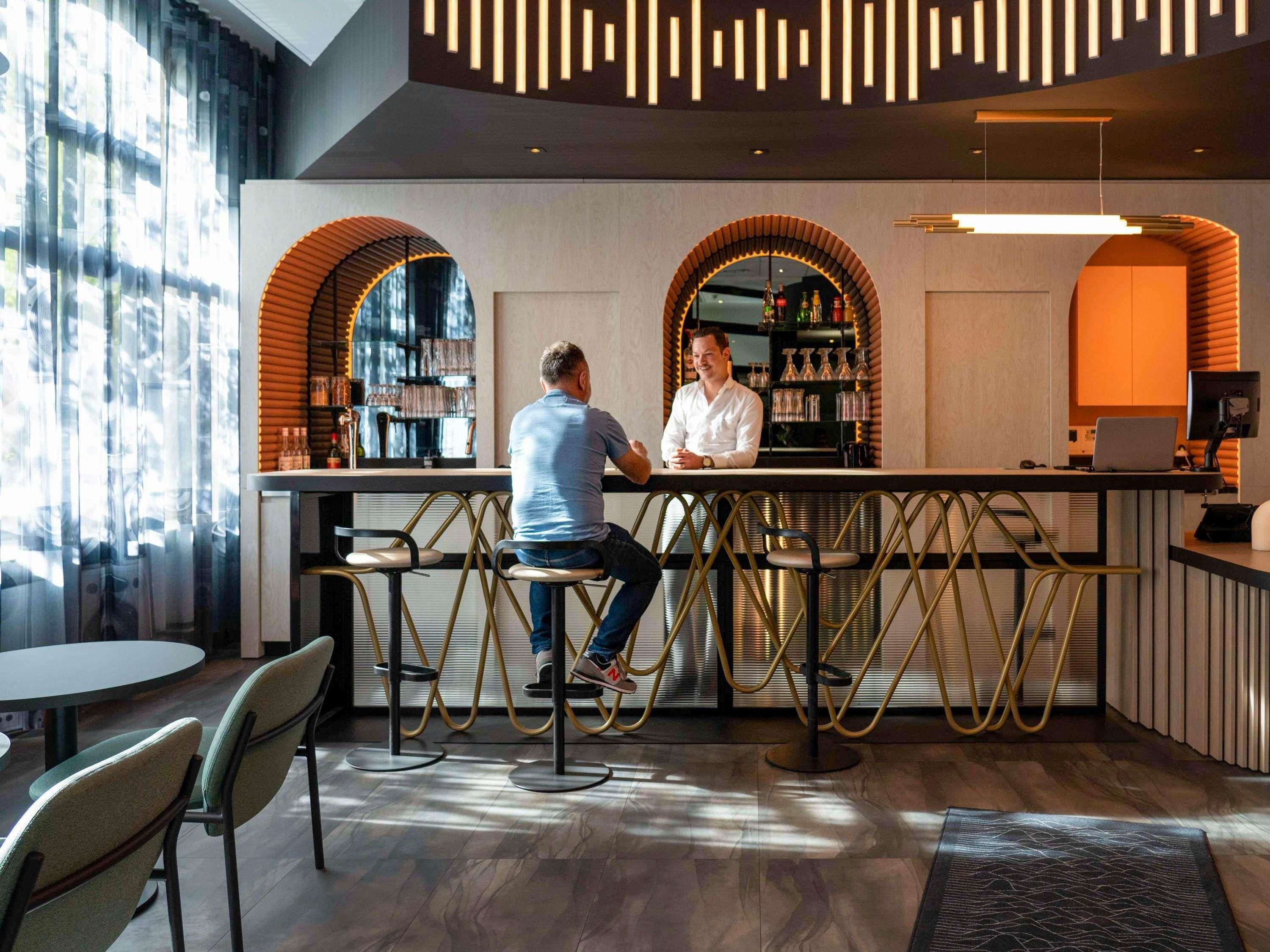 Sonstige