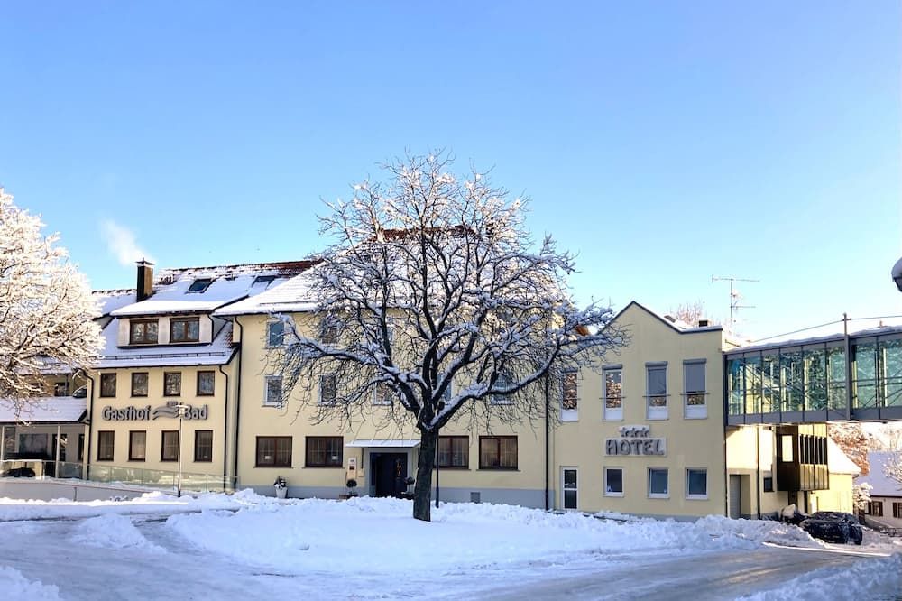 Gebäude