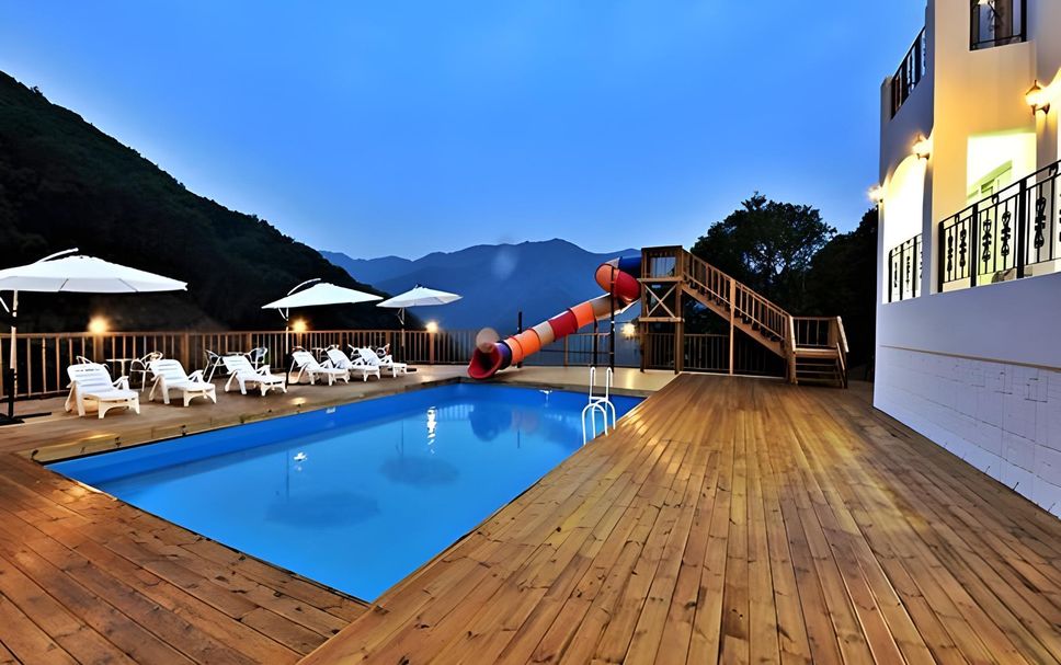 Pool Foto
